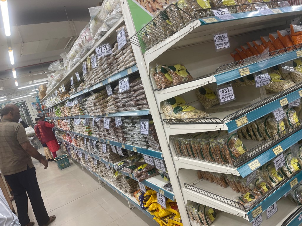 This image has an empty alt attribute; its file name is e8b186e7b1bbe69f9ce58fb0.jpg